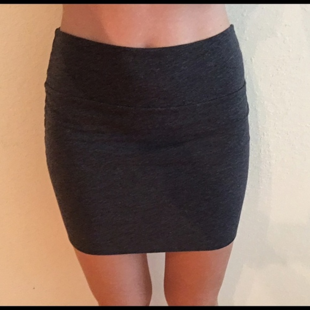 FOREVER 21 SKIRT